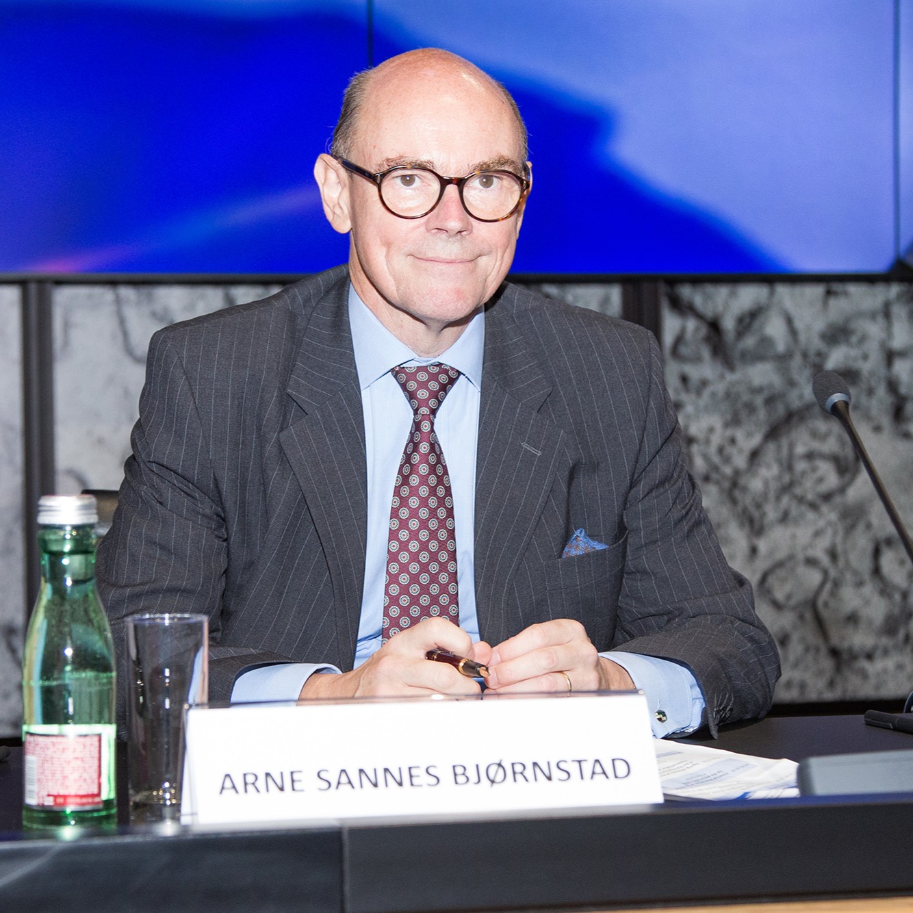 H.E. Arne Sannes Bjørnstad slika