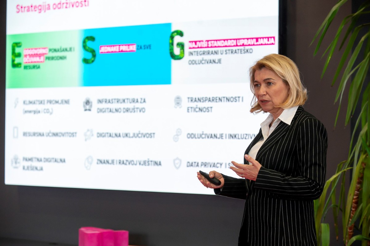 Hrvatski Telekom prvi u Hrvatskoj dobio najviše nacionalno priznanje za održivo poslovanje - Zlatni HRIO certifikat  slika