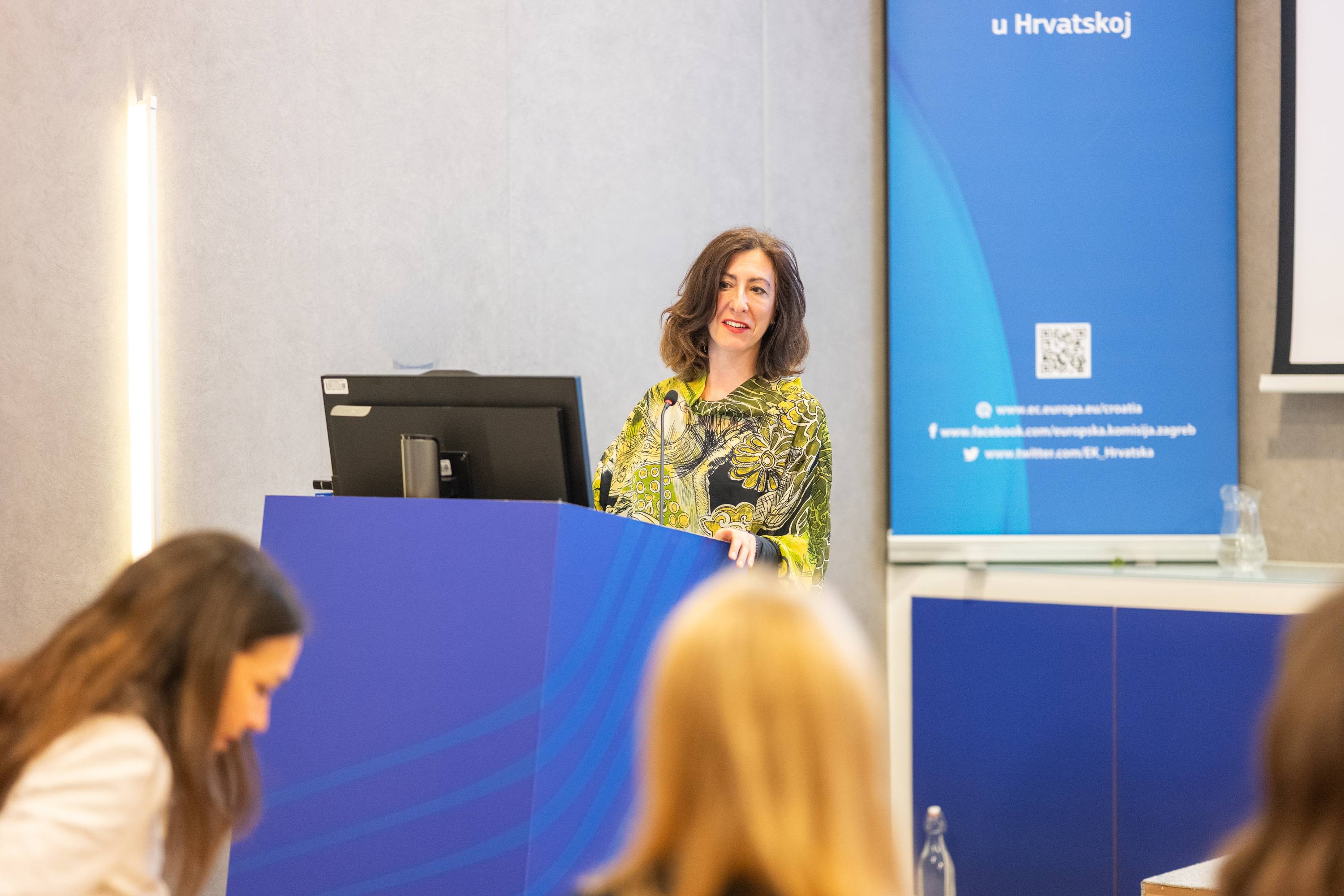 Konf AI galerija - fotografija 34