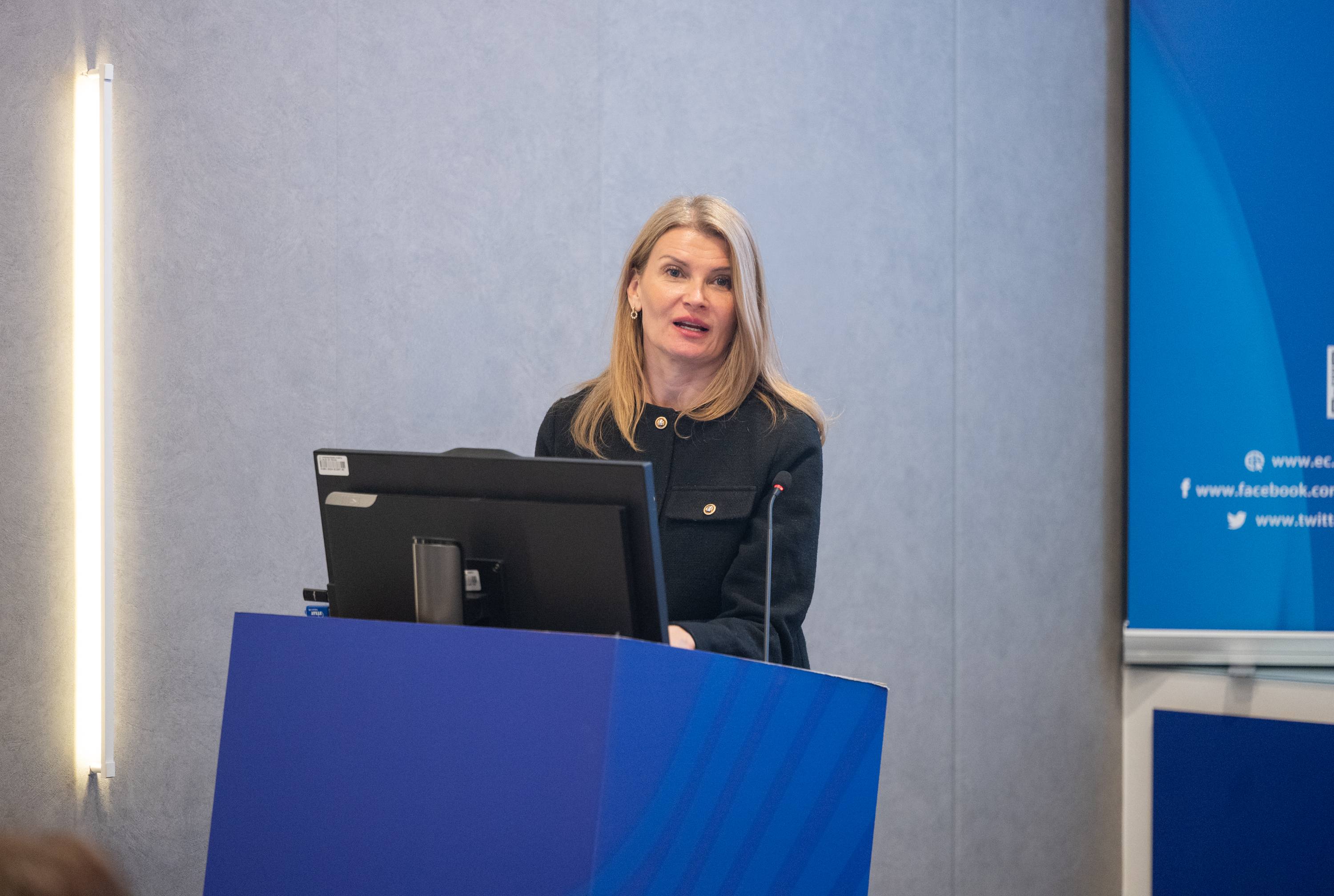 Konf AI galerija - fotografija 46