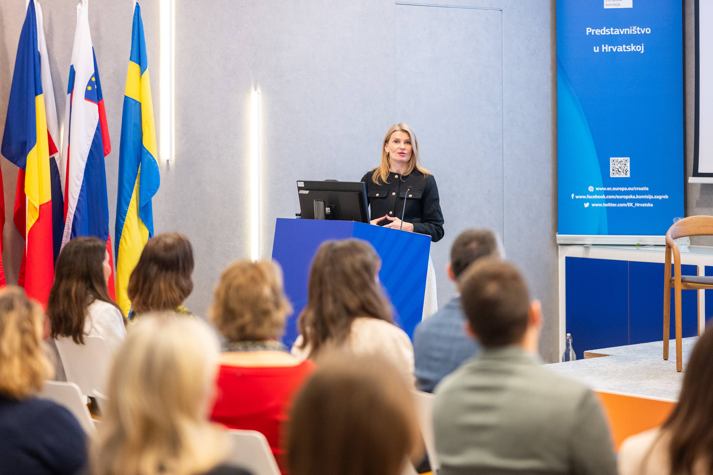 Konf AI galerija - fotografija 47