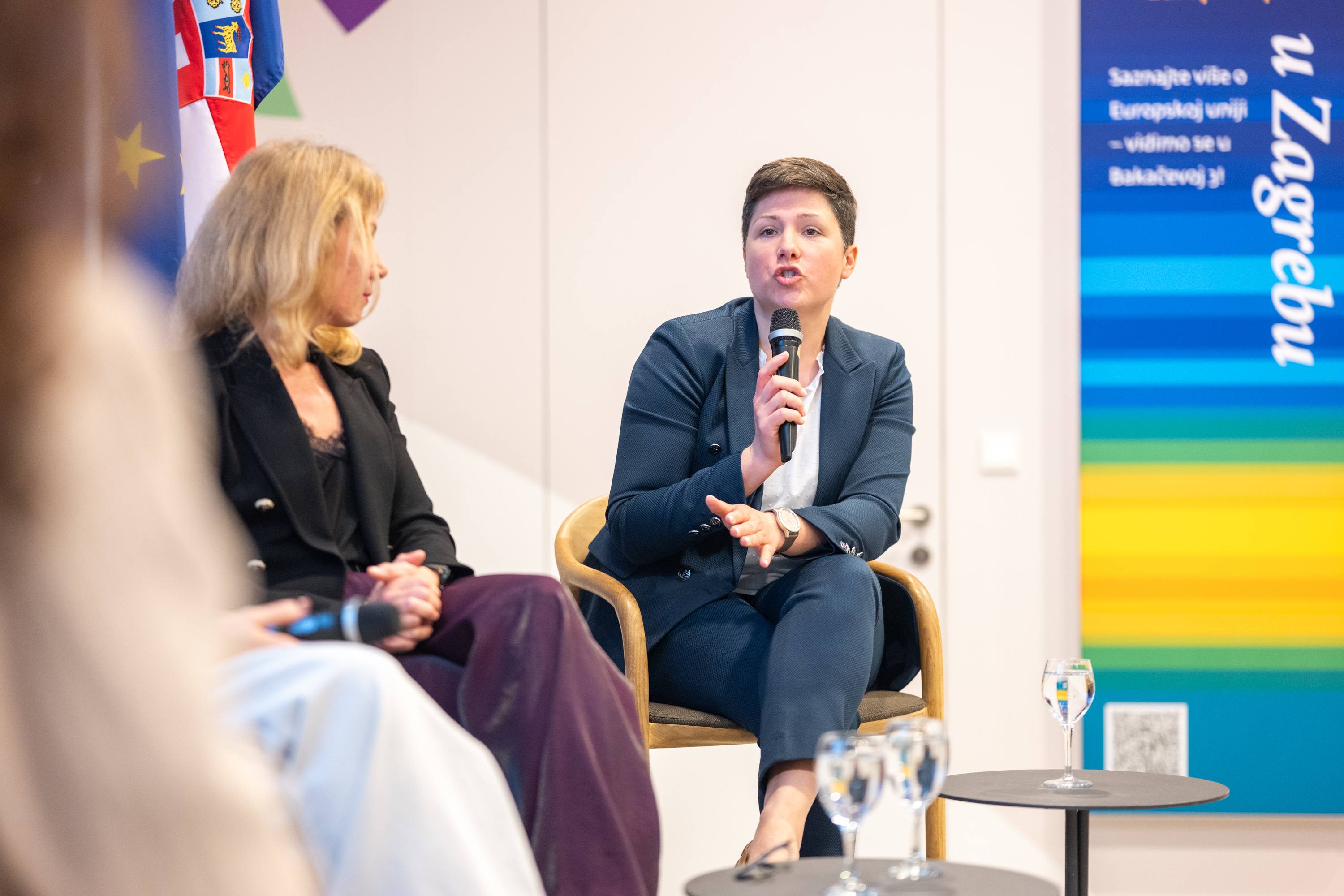 Konf AI galerija - fotografija 64