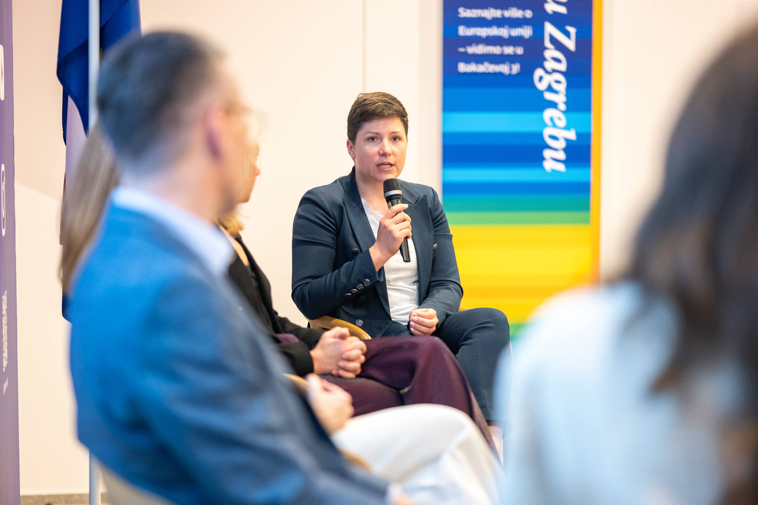 Konf AI galerija - fotografija 84