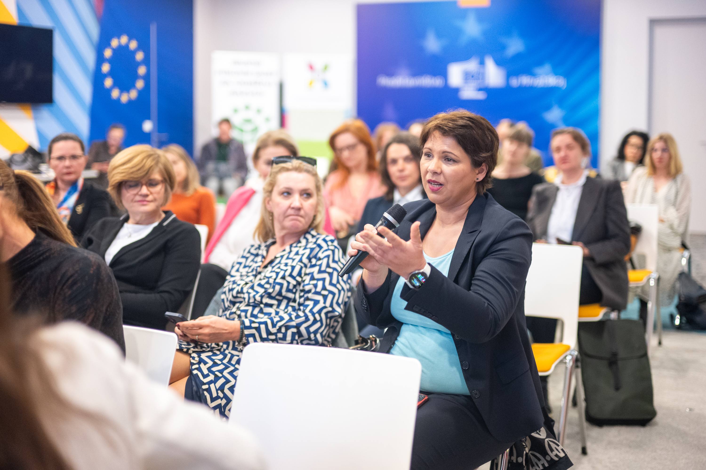 Konf AI galerija - fotografija 95