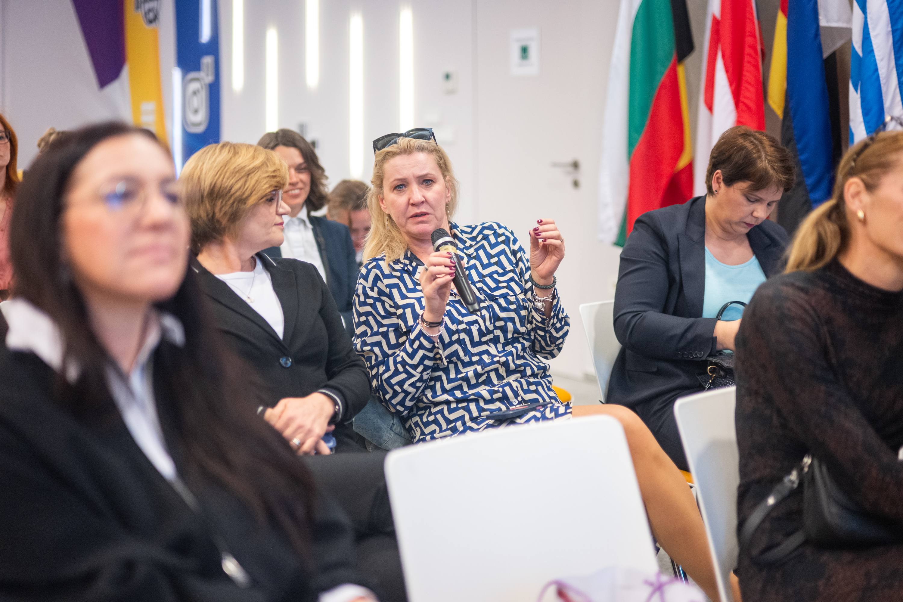 Konf AI galerija - fotografija 99