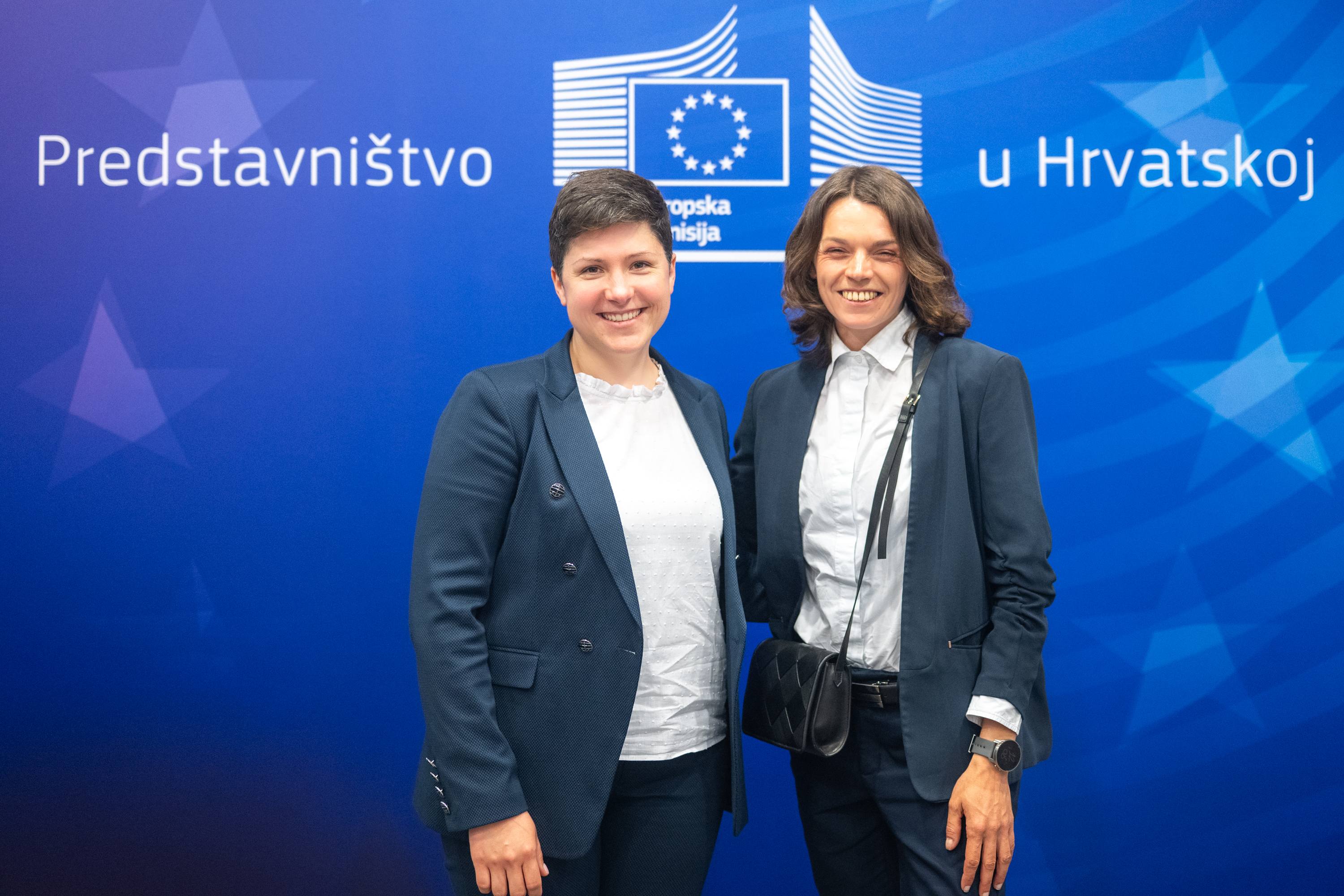 Konf AI galerija - fotografija 104