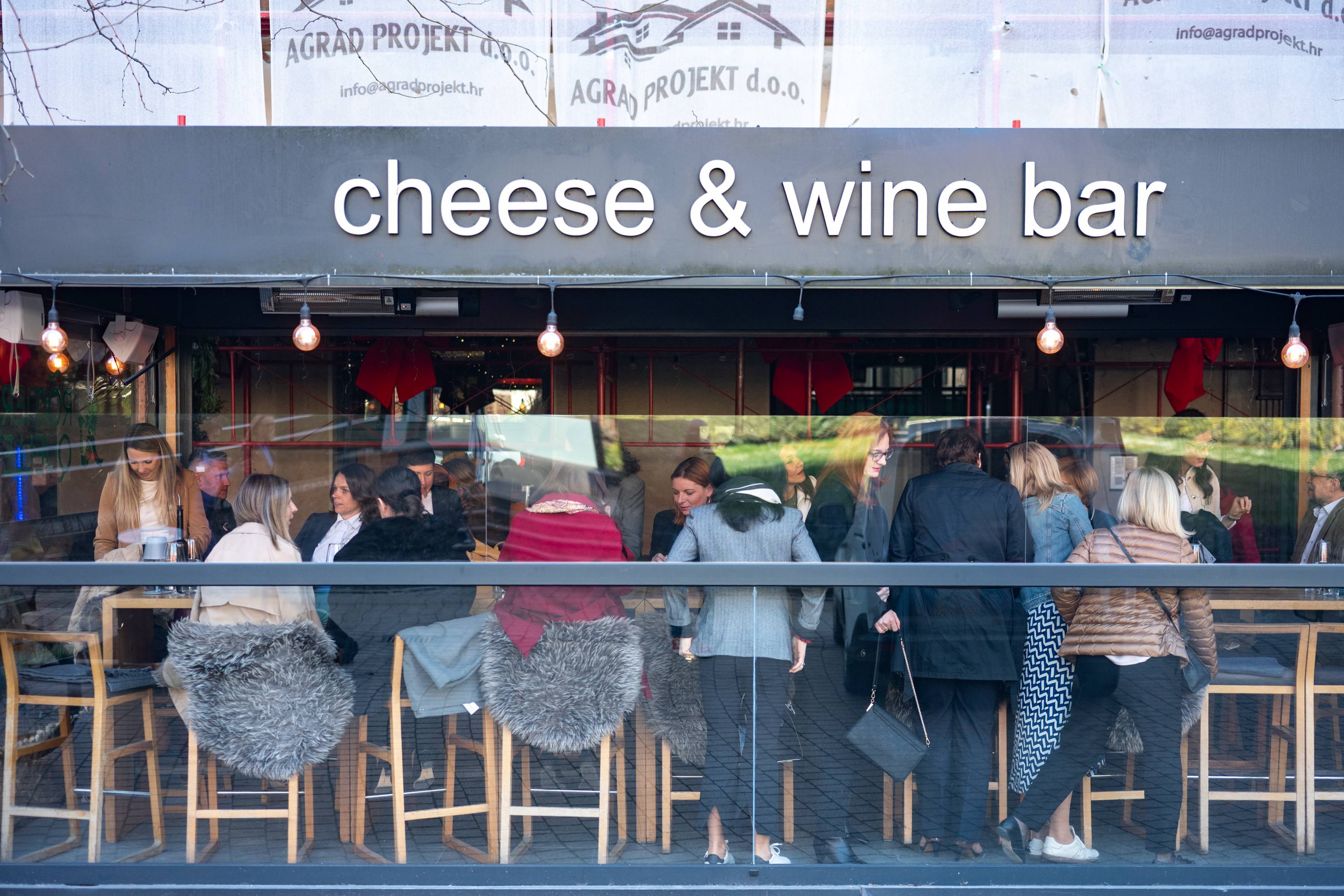 Konf AI galerija - fotografija 107